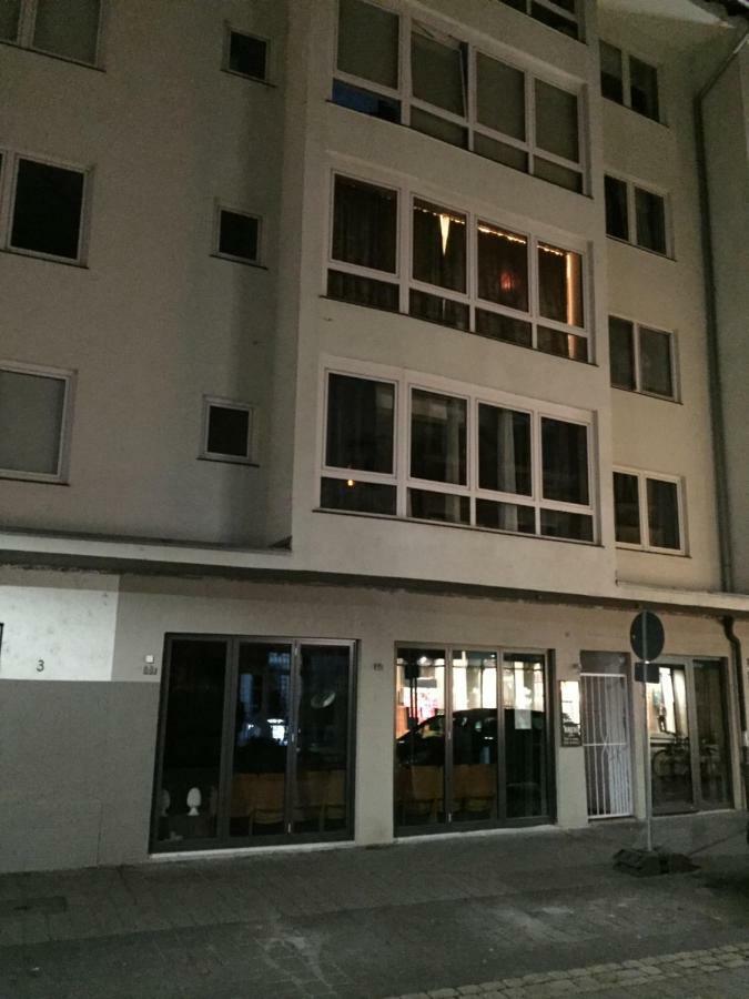 Perfectly Downtown / Mitten Im Geschehen Wiesbaden Zewnętrze zdjęcie